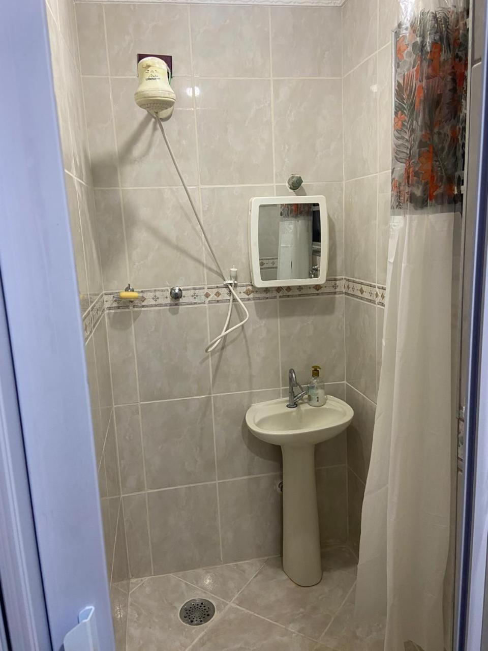 Edificio Bandeirantes Apartamento Praia Grande (Santos)